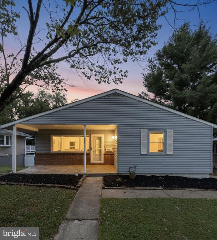 116 GREENMEADOW, Lutherville Timonium, MD 21093