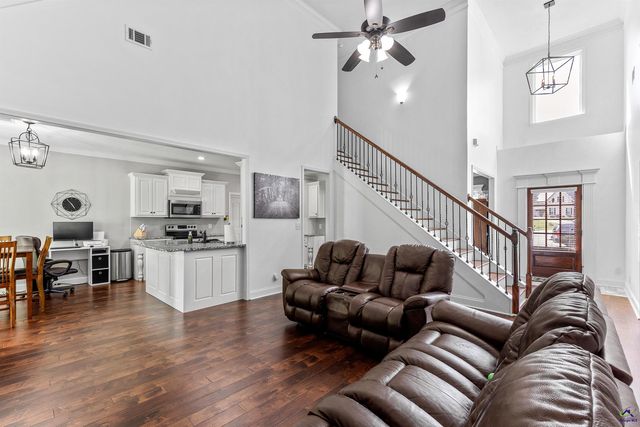 416 Kenna Way, Lizella, GA 31025