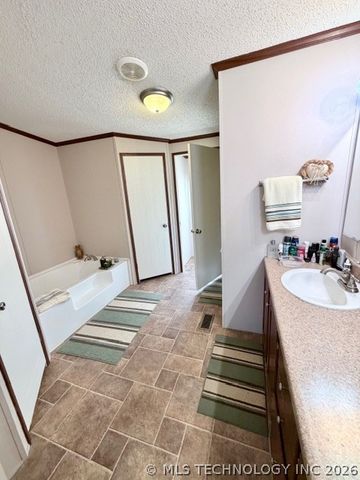 503 State Highway 70 N, Kingston, OK 73439