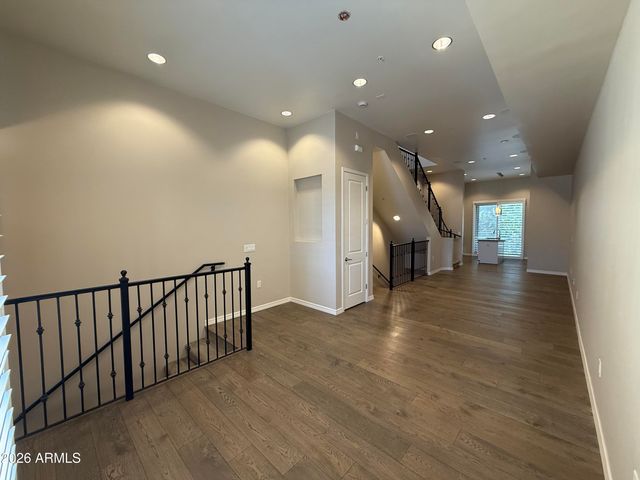 421 W 6TH Street 1003, Tempe, AZ 85281