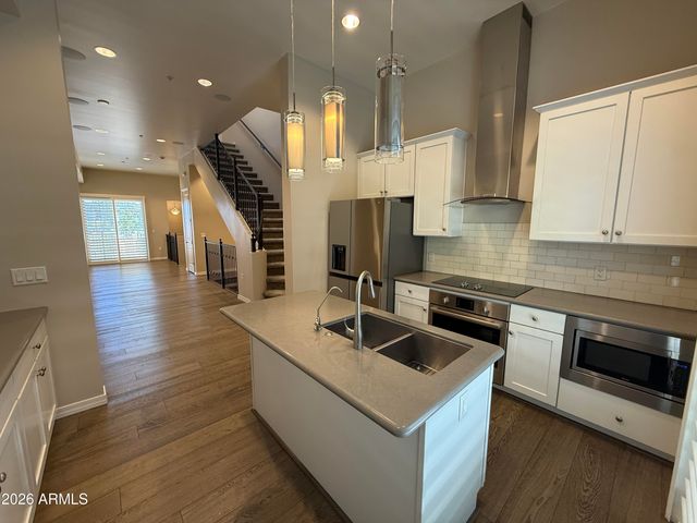 421 W 6TH Street 1003, Tempe, AZ 85281