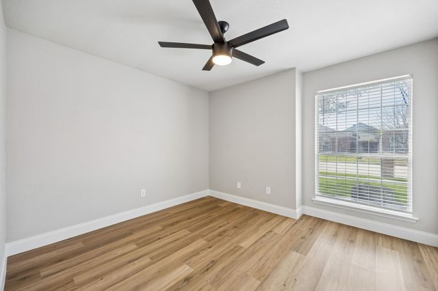 5337 Mirage Drive, Fort Worth, TX 76244