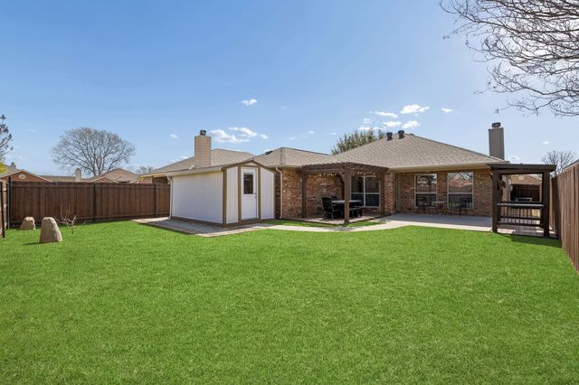 5337 Mirage Drive, Fort Worth, TX 76244