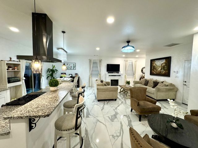 3936 Jaxson, Santa Fe, NM 87507