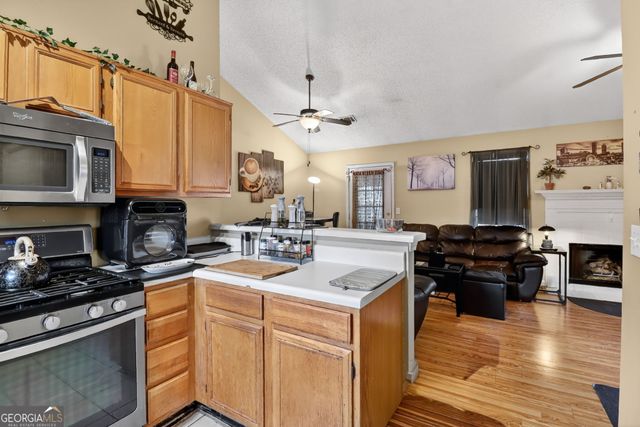 1493 Fall Creek Trace N, Douglasville, GA 30134