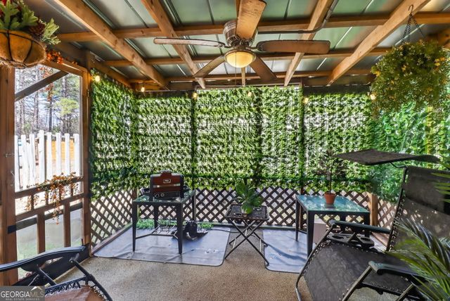 1493 Fall Creek Trace N, Douglasville, GA 30134