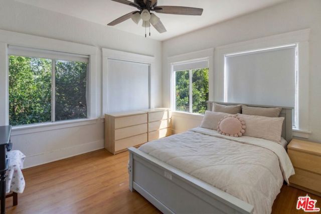 2822 S La Salle Avenue, Los Angeles, CA 90018