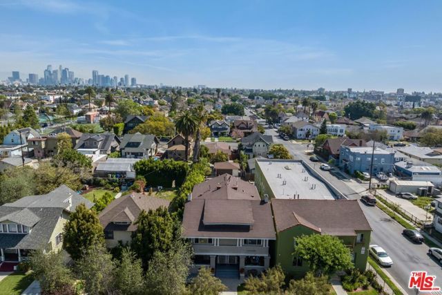 2822 S La Salle Avenue, Los Angeles, CA 90018