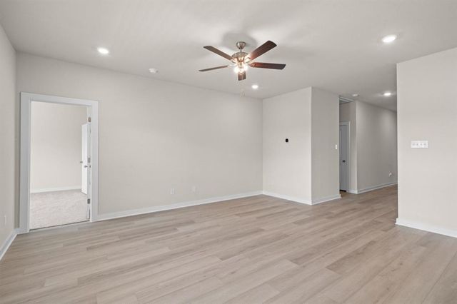 256 Little Green TRL, Jarrell, TX 76537