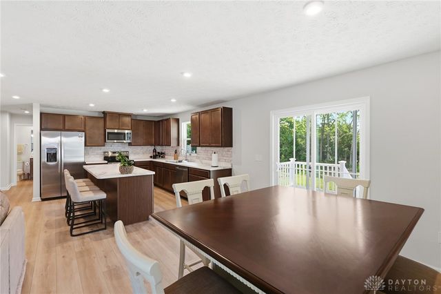 4156 Weeping Willow Drive, Dayton, OH 45404
