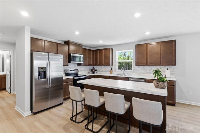 4156 Weeping Willow Drive, Dayton, OH 45404