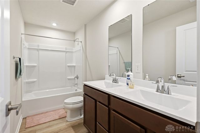 4156 Weeping Willow Drive, Dayton, OH 45404
