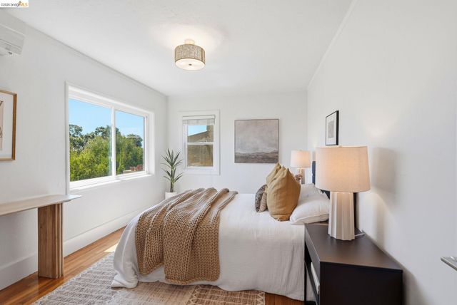 3142 Maxwell Avenue, Oakland, CA 94619