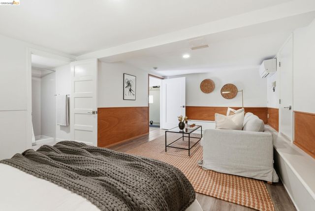 3142 Maxwell Avenue, Oakland, CA 94619