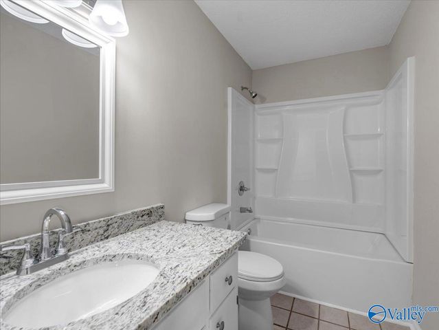16451 Gordon Road, Athens, AL 35611
