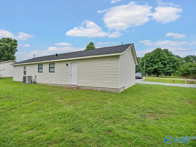 16451 Gordon Road, Athens, AL 35611