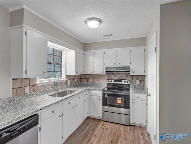 16451 Gordon Road, Athens, AL 35611