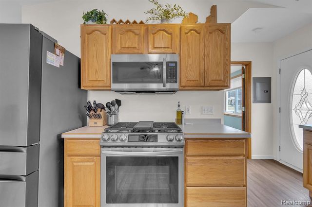 9473 Huron Street, Pinckney, MI 48169