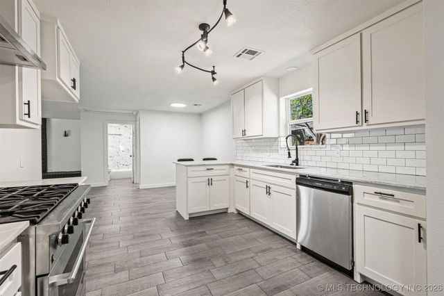 1501 W Beech Street, Durant, OK 74701