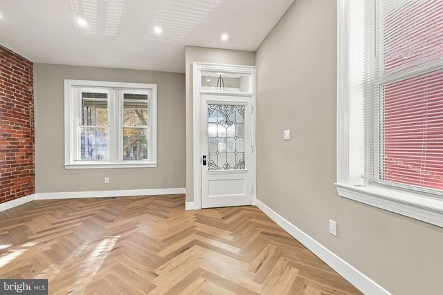 95 W WASHINGTON LN, Philadelphia, PA 19144