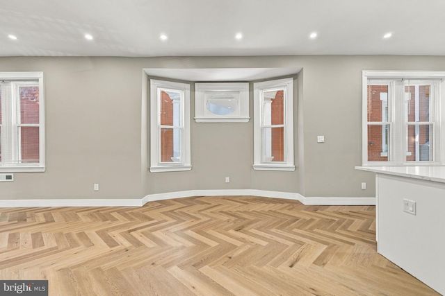 95 W WASHINGTON LN, Philadelphia, PA 19144