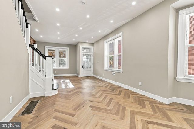 95 W WASHINGTON LN, Philadelphia, PA 19144