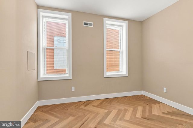 95 W WASHINGTON LN, Philadelphia, PA 19144