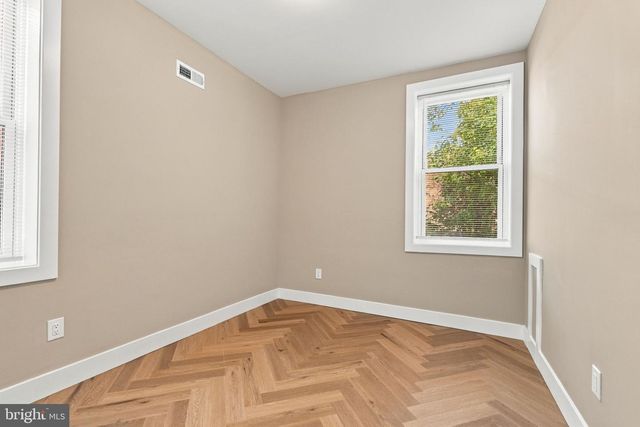 95 W WASHINGTON LN, Philadelphia, PA 19144