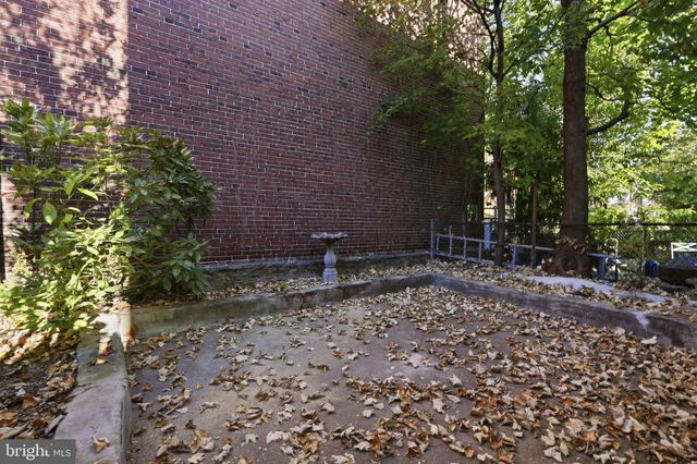 95 W WASHINGTON LN, Philadelphia, PA 19144