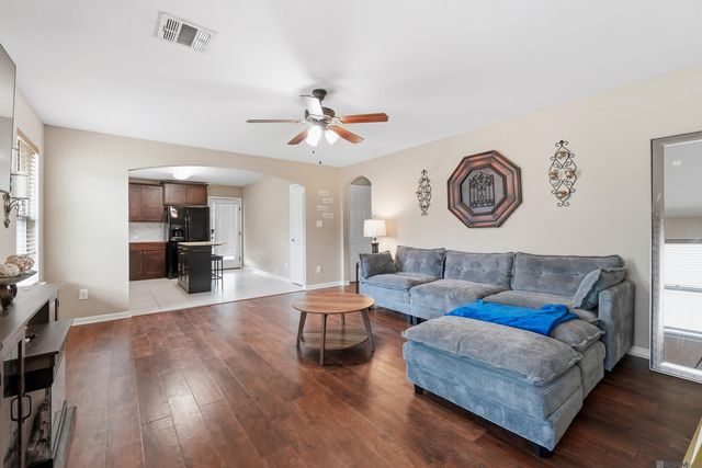 35179 Quail Creek Dr, Denham Springs, LA 70706