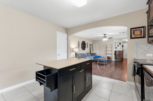 35179 Quail Creek Dr, Denham Springs, LA 70706
