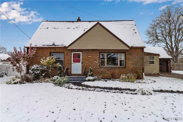 190 West Avenue, Lancaster, NY 14043