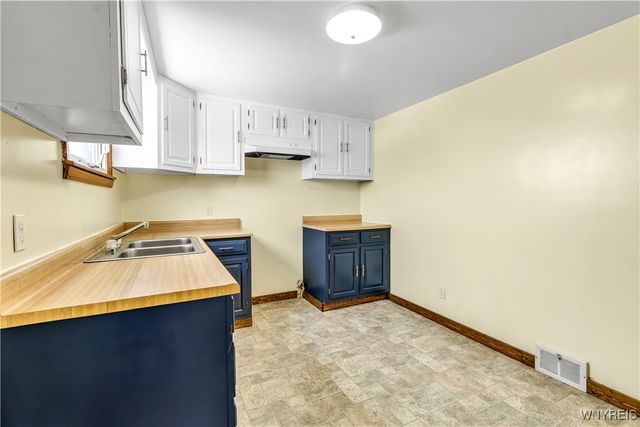 190 West Avenue, Lancaster, NY 14043