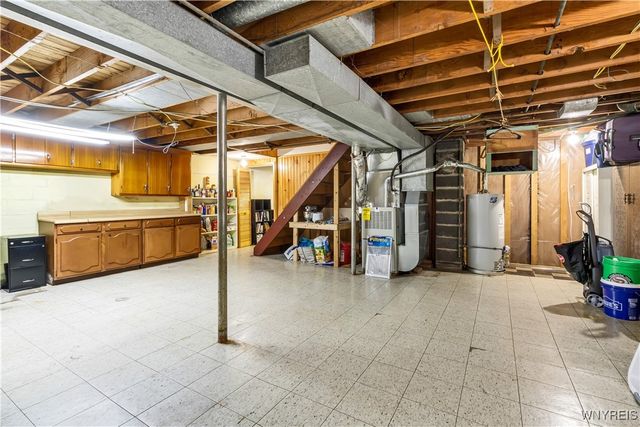 190 West Avenue, Lancaster, NY 14043