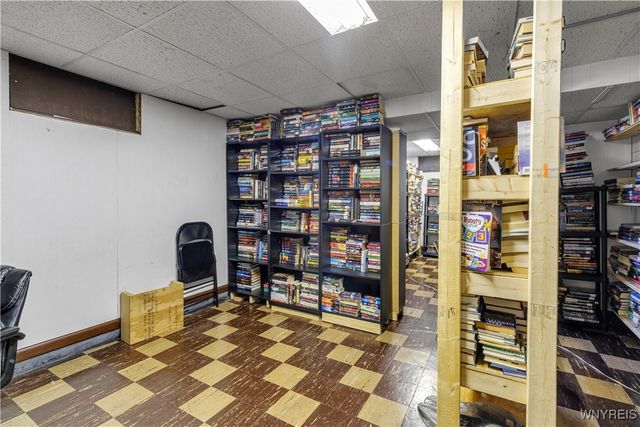 190 West Avenue, Lancaster, NY 14043