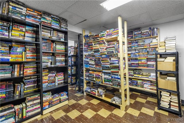 190 West Avenue, Lancaster, NY 14043