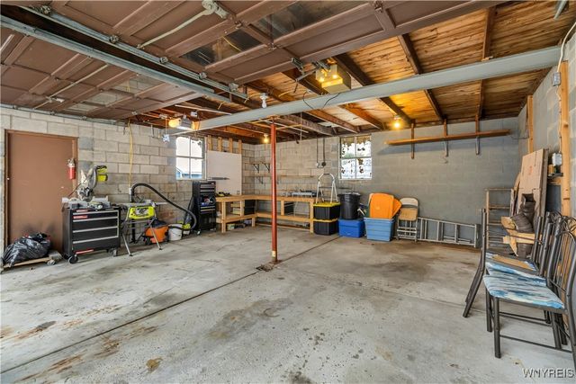 190 West Avenue, Lancaster, NY 14043