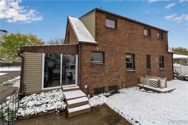 190 West Avenue, Lancaster, NY 14043