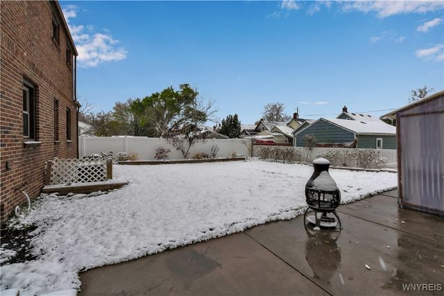 190 West Avenue, Lancaster, NY 14043