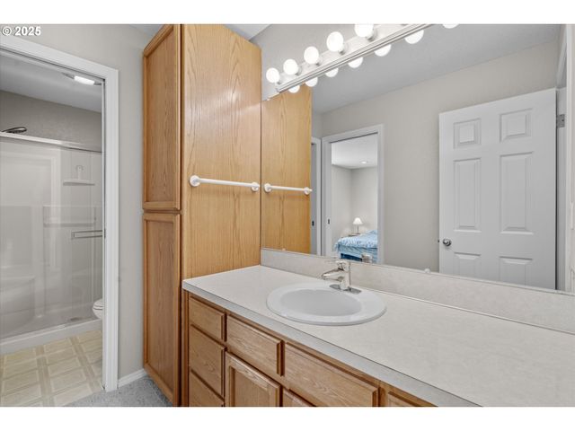 1205 116TH Ln, Long Beach, WA 98631