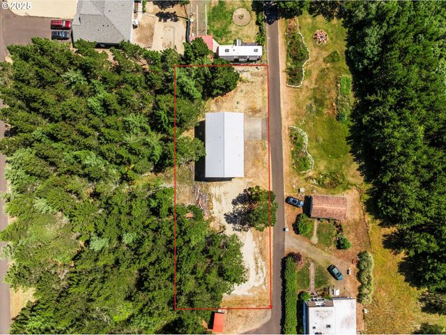 1205 116TH Ln, Long Beach, WA 98631