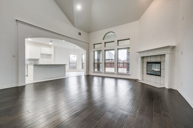 104 Sweetleaf Drive, Red Oak, TX 75154