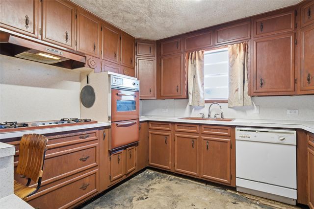 901 S Old Robinson Road, Robinson, TX 76706