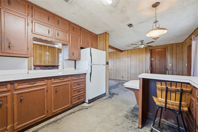 901 S Old Robinson Road, Robinson, TX 76706