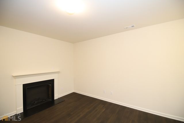 85 Chastain Circle, Newnan, GA 30263