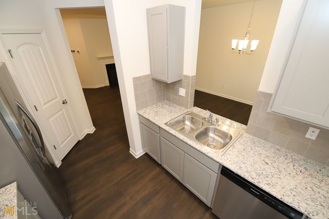 85 Chastain Circle, Newnan, GA 30263