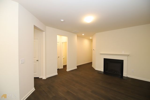 85 Chastain Circle, Newnan, GA 30263