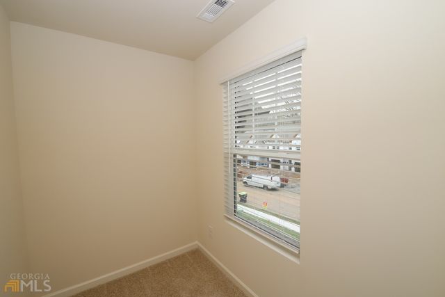 85 Chastain Circle, Newnan, GA 30263