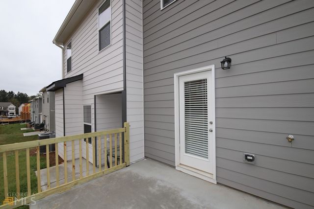 85 Chastain Circle, Newnan, GA 30263