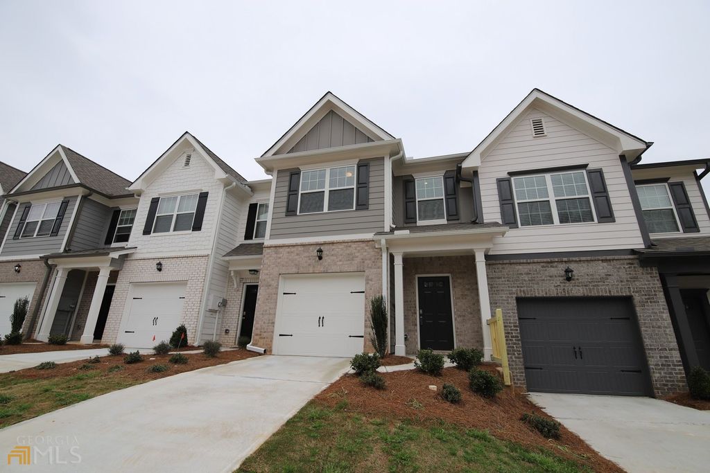 85 Chastain Circle, Newnan, GA 30263